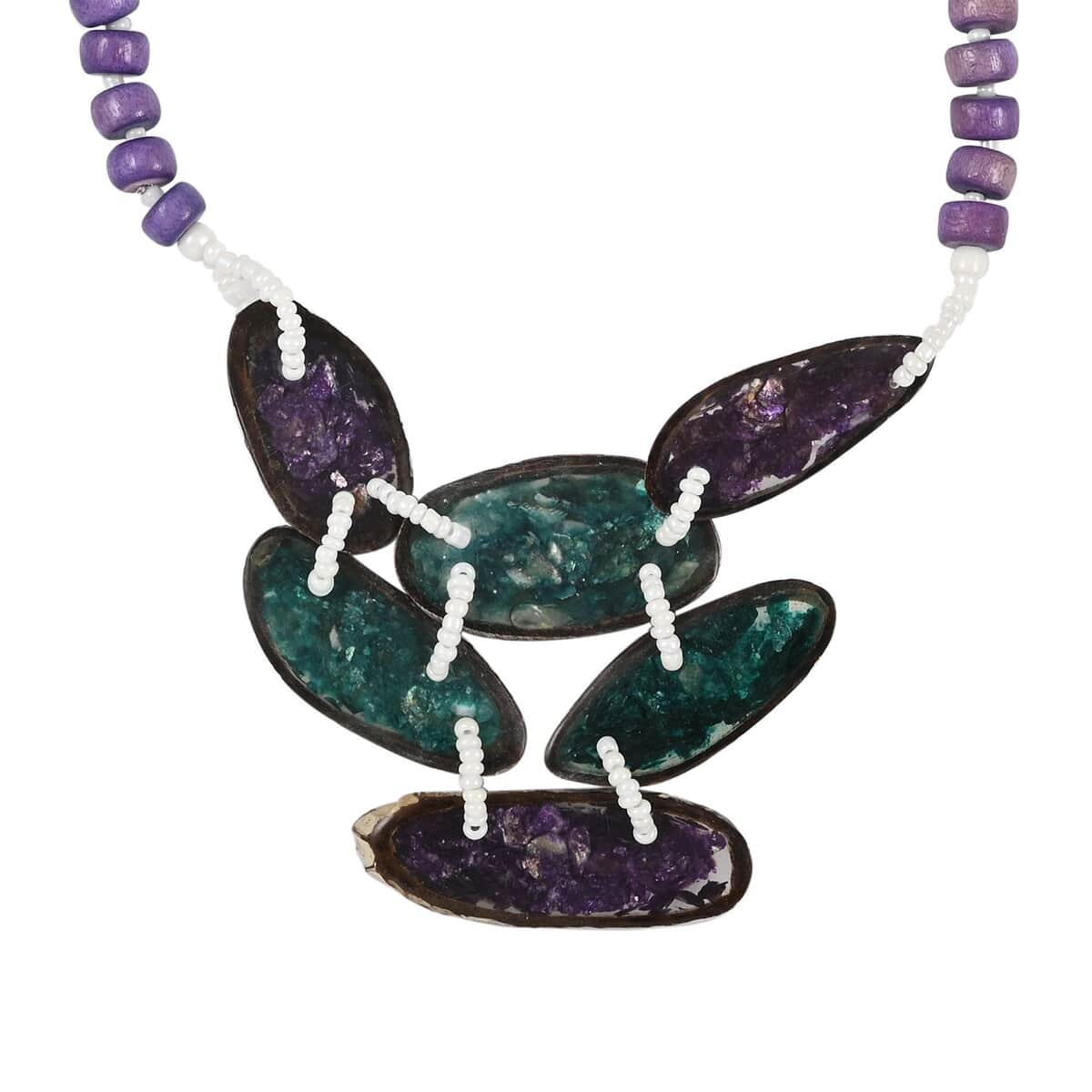 Purple Color Beaded, Shell and Resin Necklace (21 Inches) 60.00 ctw image number 2