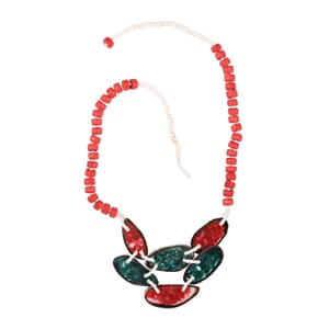 Red Color Beaded, Shell and Resin Necklace (21 Inches) 60.00 ctw