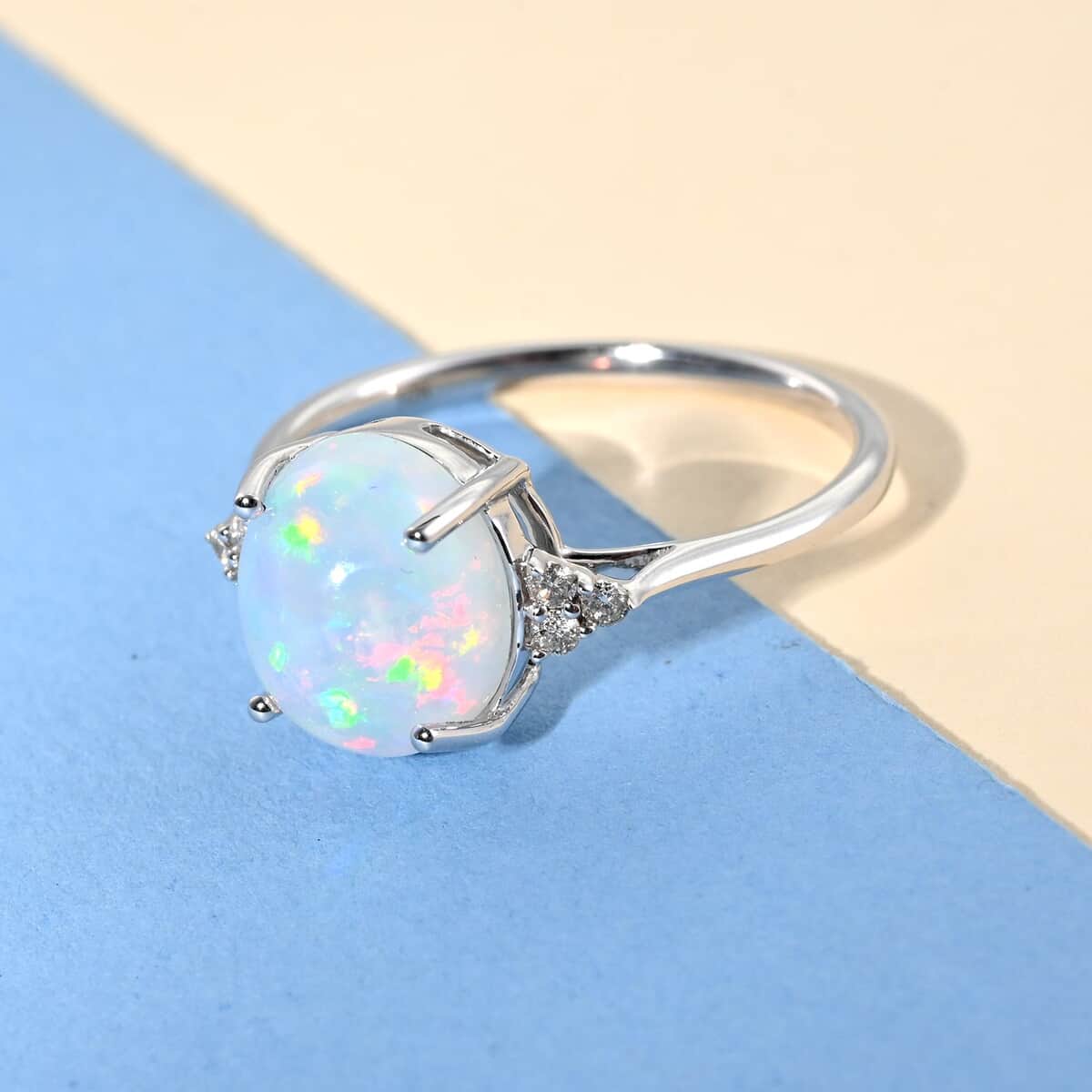 Certified & Appraised LUXORO 10K White Gold AAA Ethiopian Welo Opal and G-H I1 Diamond Ring 2.15 Grams 2.45 ctw image number 1