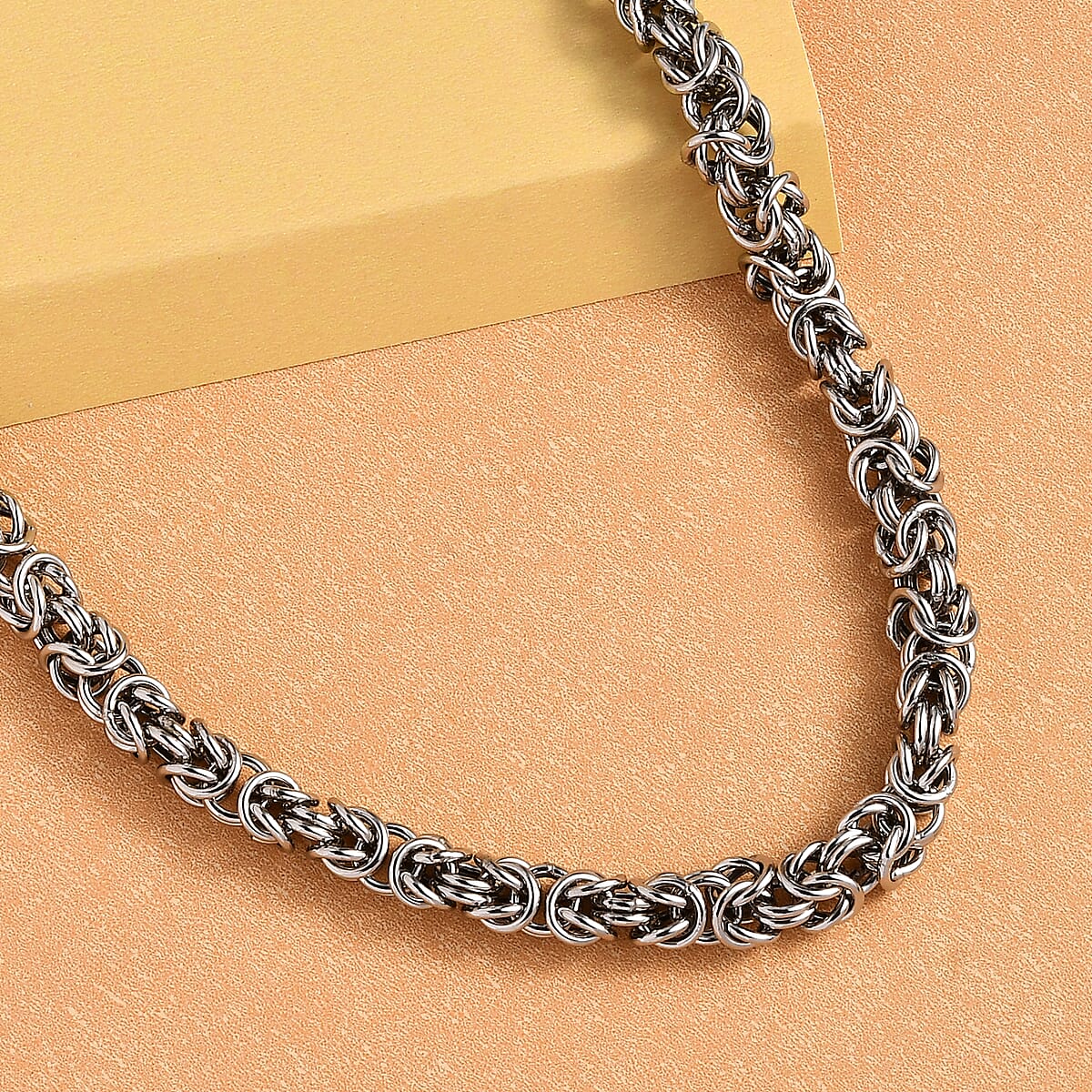Artisan Crafted Platinum Over Sterling Silver Byzantine Necklace 18 Inches 26.75 Grams image number 1