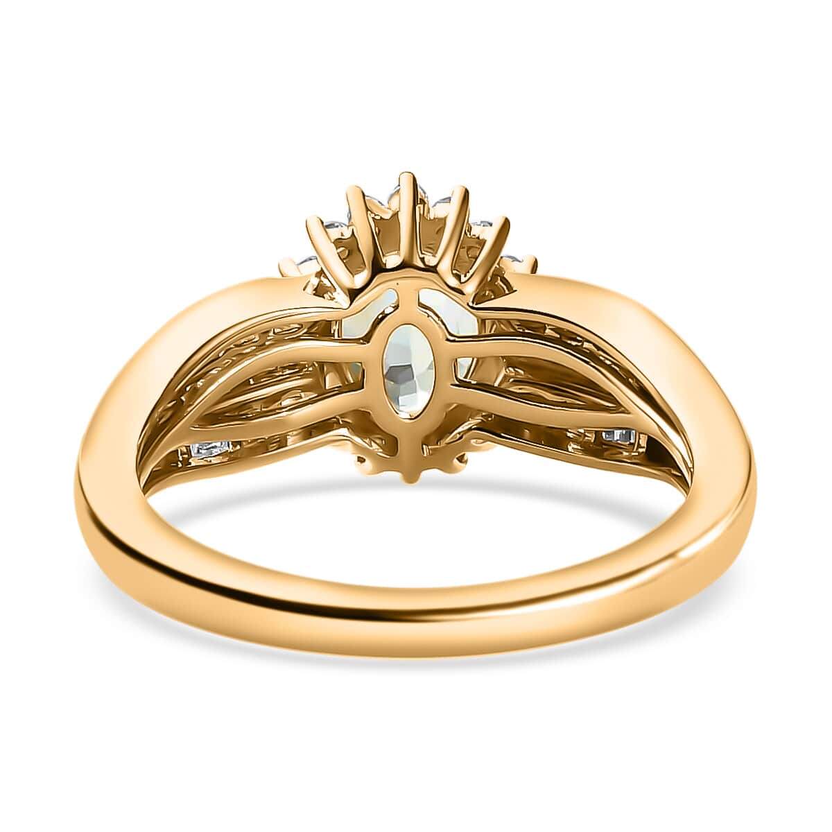 Iliana 18K Yellow Gold AAA Narsipatnam Alexandrite and G-H SI Diamond Ring (Size 7.0) 4.50 Grams 1.50 ctw image number 4