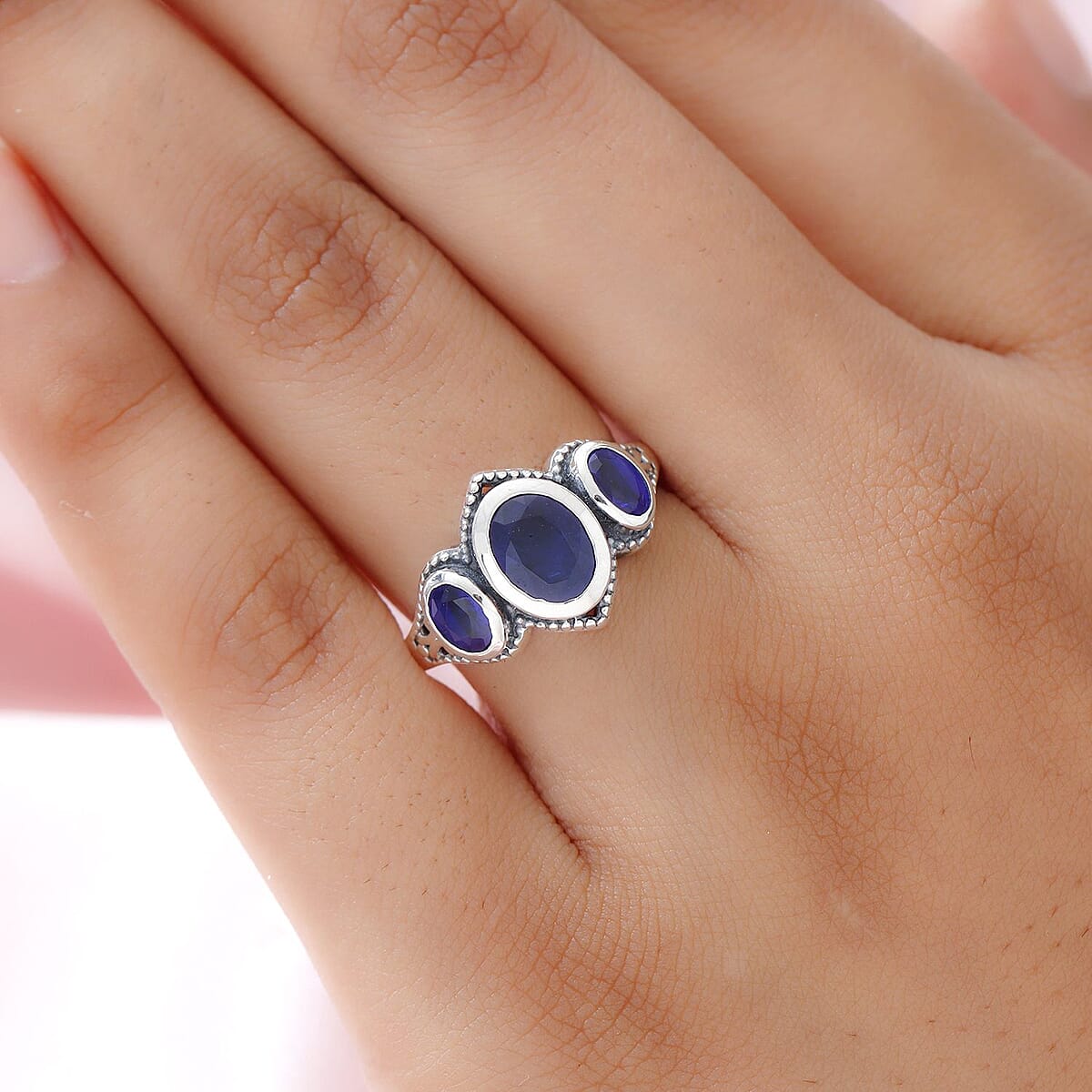 Artisan Crafted Tanzanian Blue Spinel 3 Stone Ring in Sterling Silver (Size 8.0) 2.15 ctw image number 2