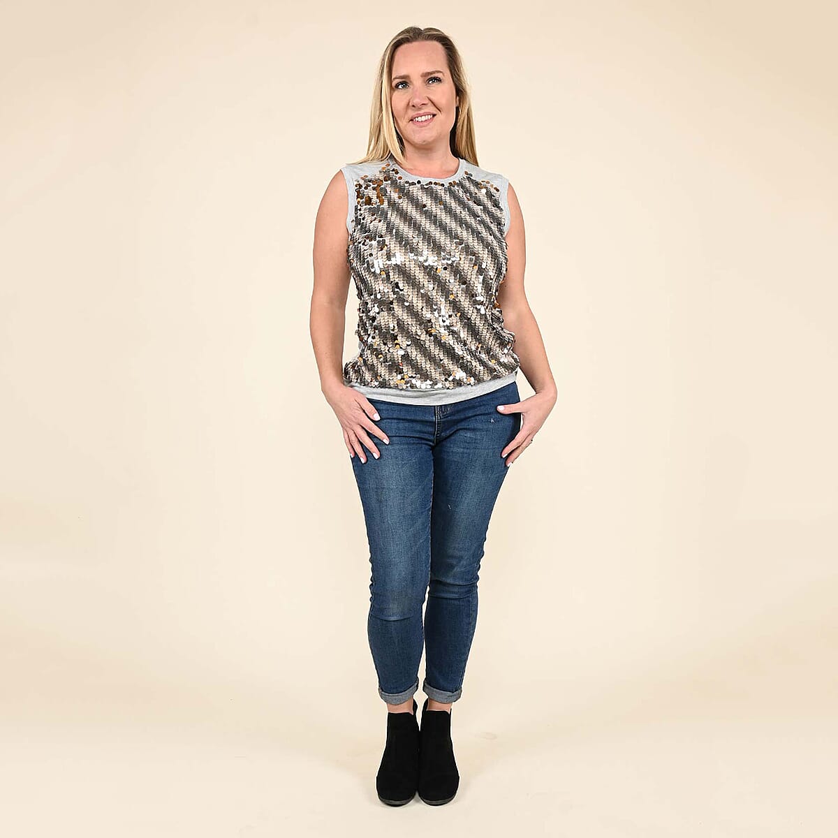 TAMSY Waterfall Front Cardigan with Matching Gold Sequin Tank - Medium image number 4