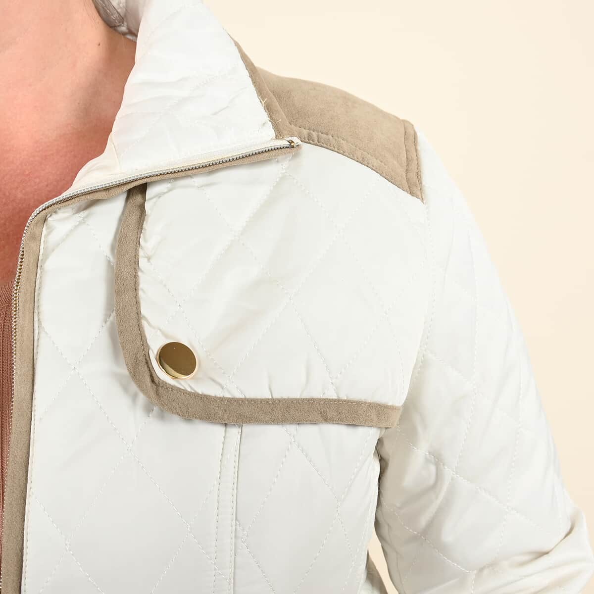Tamsy White Quilted Jacket with Belt and Stand Collar - Large image number 3