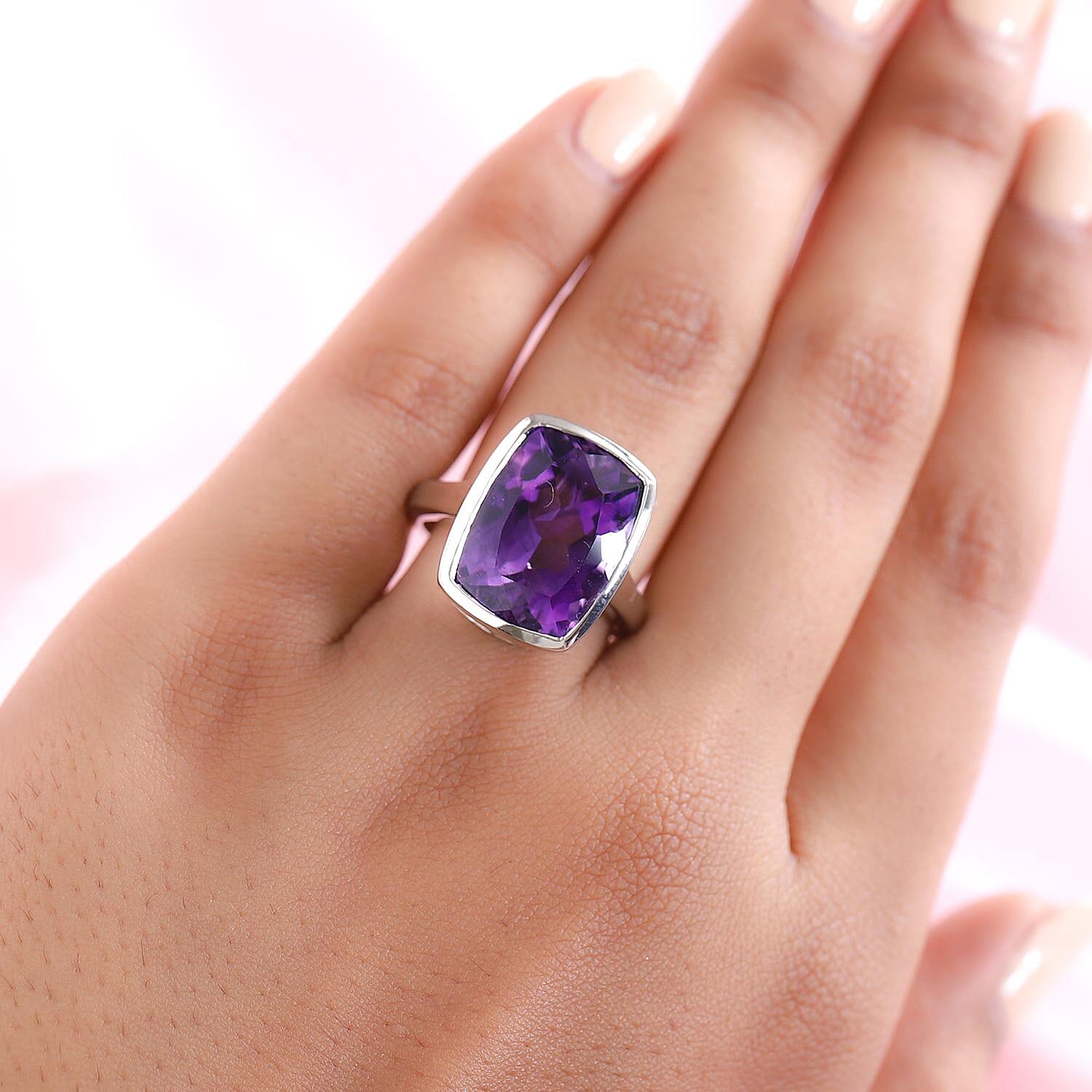 Moroccan Amethyst 10.00 ctw Ring in Platinum Over Sterling Silver (Size 8.0)