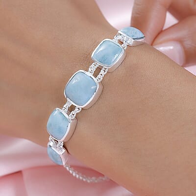 Artisan Crafted Larimar Toggle Clasp Bracelet in Sterling Silver (7.25 In) 23.40 ctw
