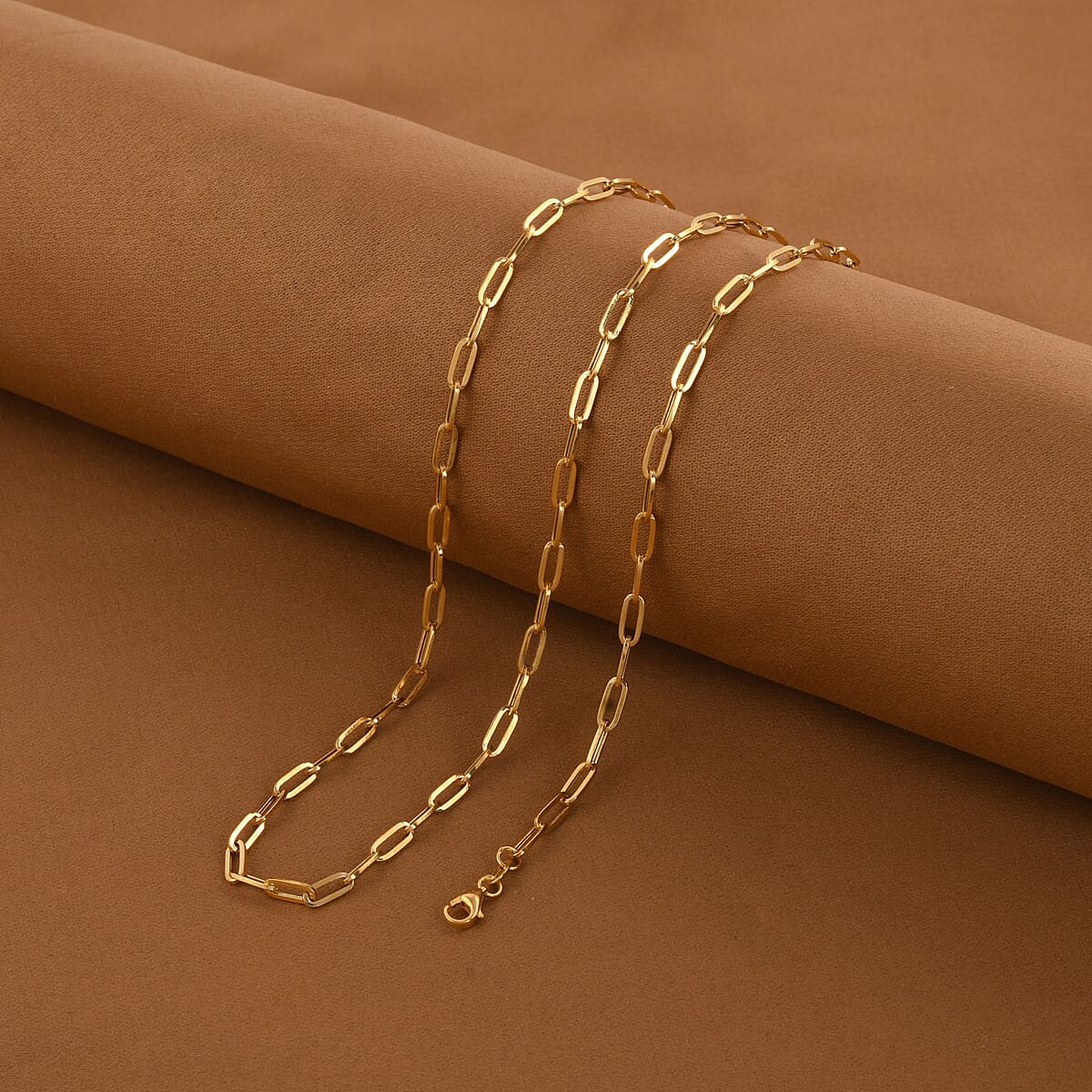 22K Yellow Gold 3mm Paper Clip Necklace 20 Inches 5.70 Grams image number 1