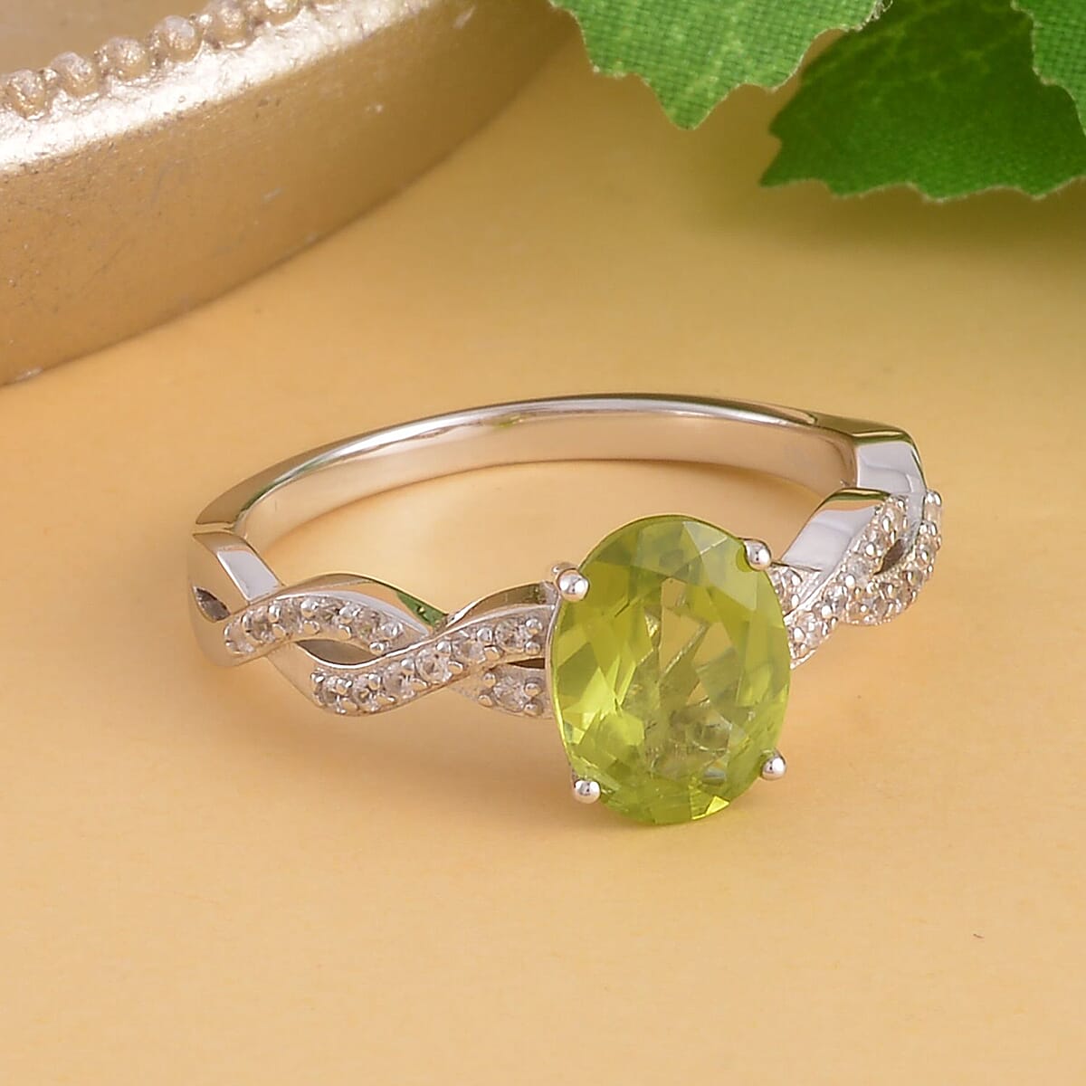 Premium Peridot and Natural White Zircon Twisted Rope Ring in Rhodium Over Sterling Silver 2.15 ctw image number 1