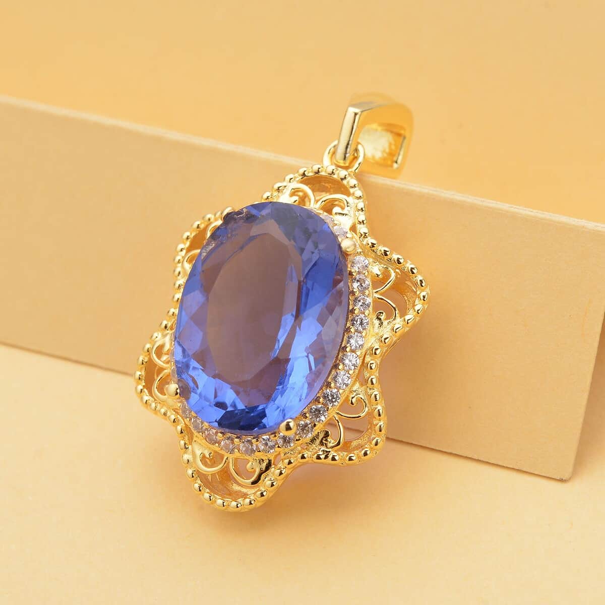 Color Change Fluorite and Natural White Zircon Fancy Pendant in Vermeil Yellow Gold Over Sterling Silver 7.00 ctw image number 1