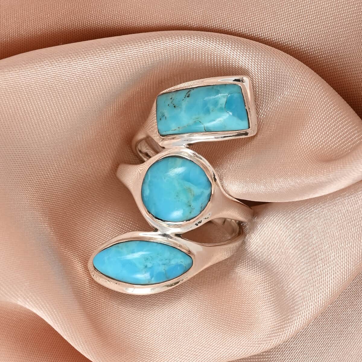 SANTA FE Style Kingman Turquoise Layered Look Ring in Sterling Silver 7.50 Grams 0.70 ctw image number 1