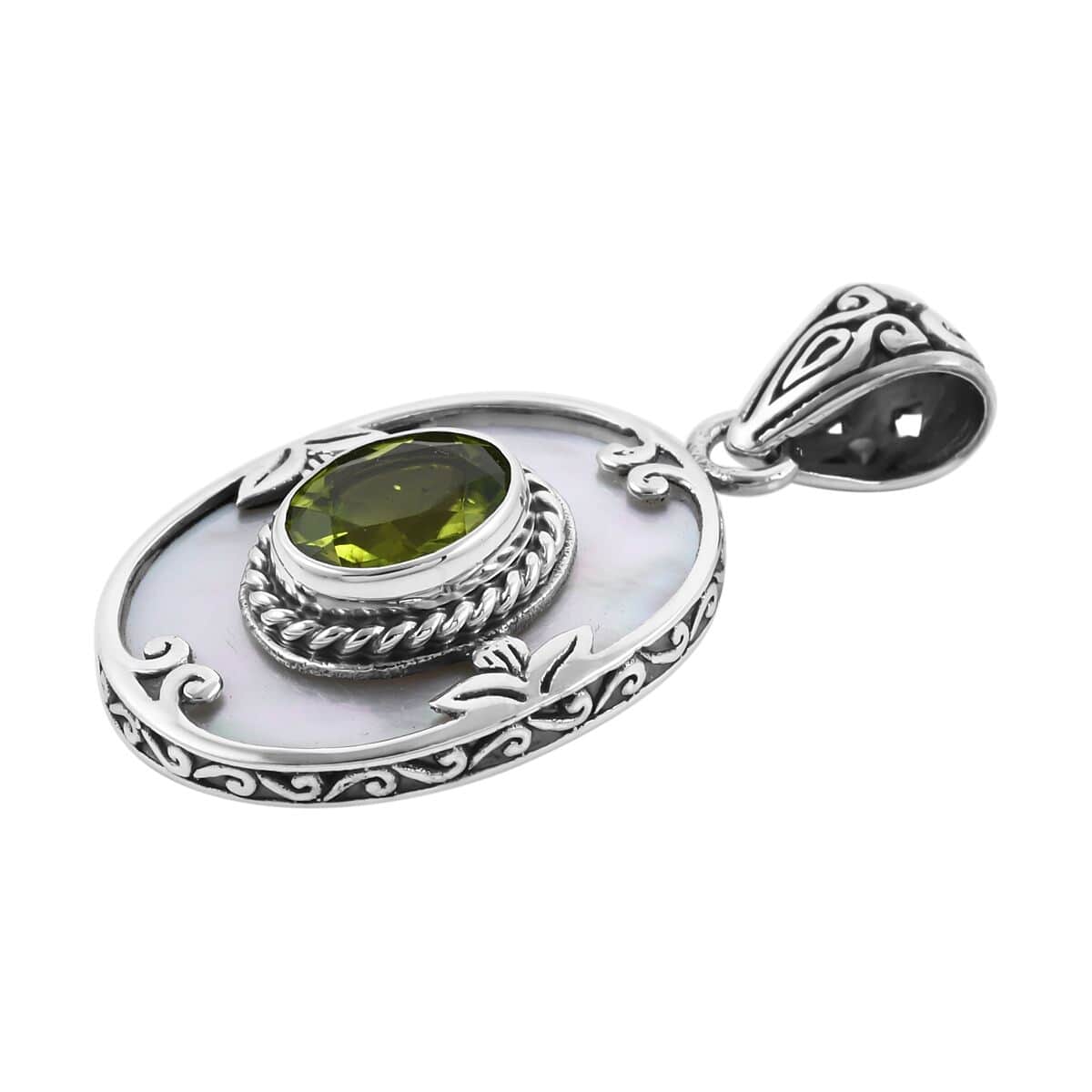 Bali Legacy Arizona Peridot, Mother Of Pearl Pendant in Sterling Silver 3.25 ctw image number 3