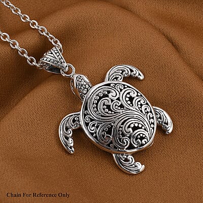 Bali Legacy Sterling Silver Turtle Pendant 7.90 Grams
