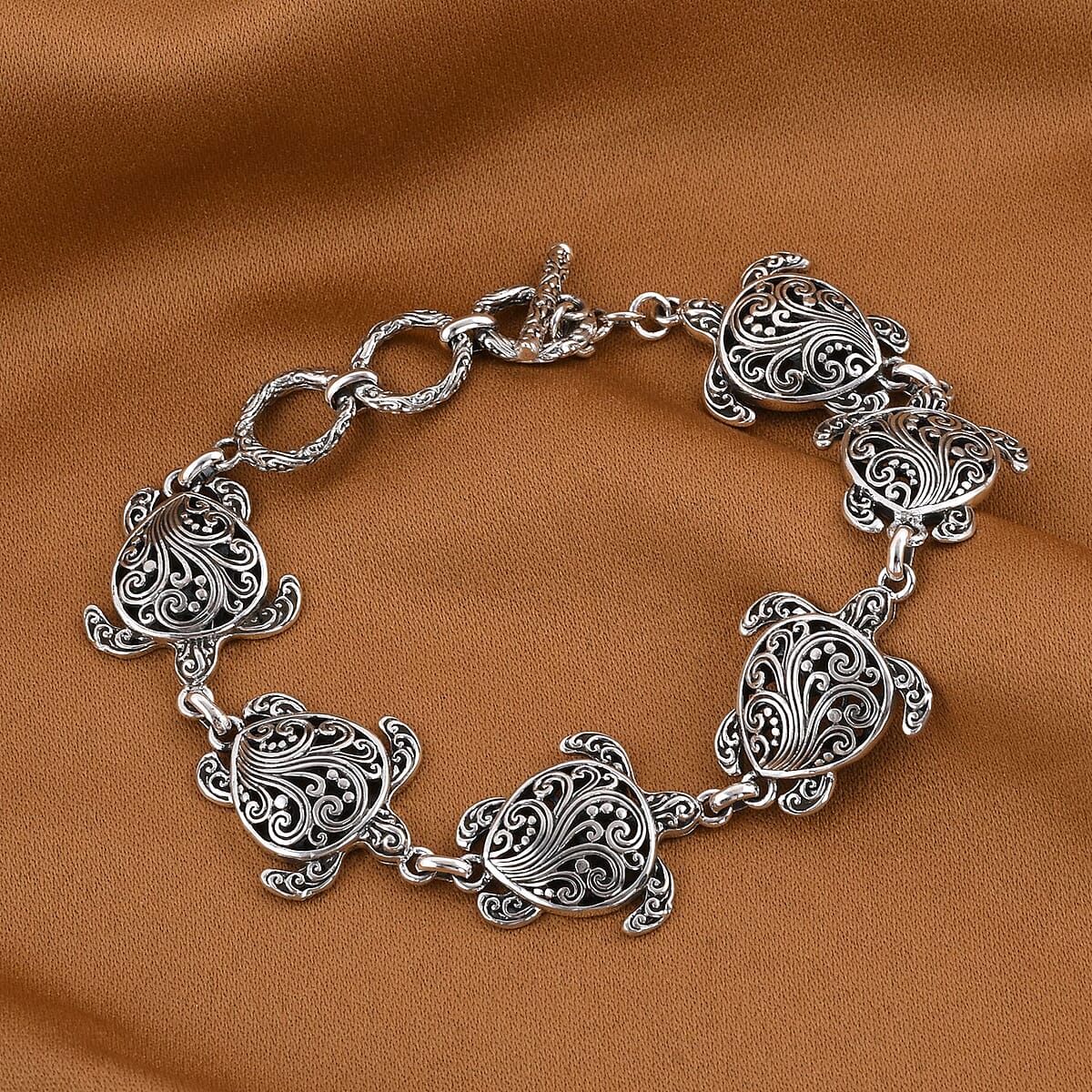 Bali Legacy Sterling Silver Turtle Bracelet (7.50 In) 10.7 Grams image number 1