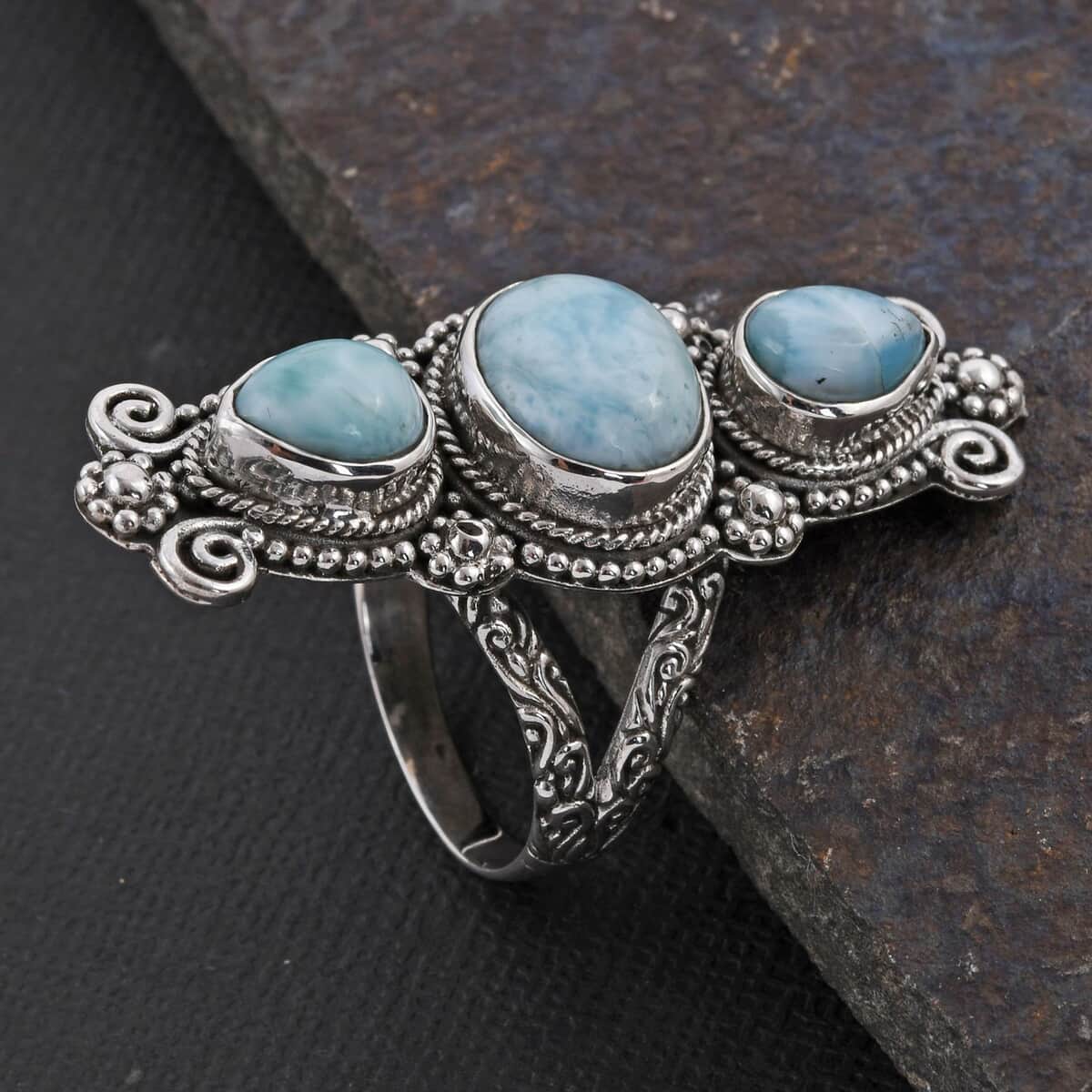 BALI LEGACY Larimar 3 Stone Ring in Sterling Silver (Size 10.0) 12 Grams 7.75 ctw image number 1