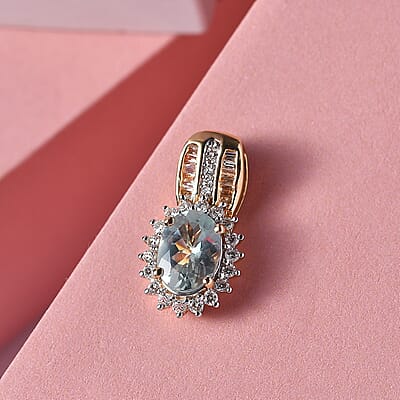 Iliana 18K Yellow Gold AAA Narsipatnam Alexandrite and G-H SI Diamond Pendant 1.40 ctw