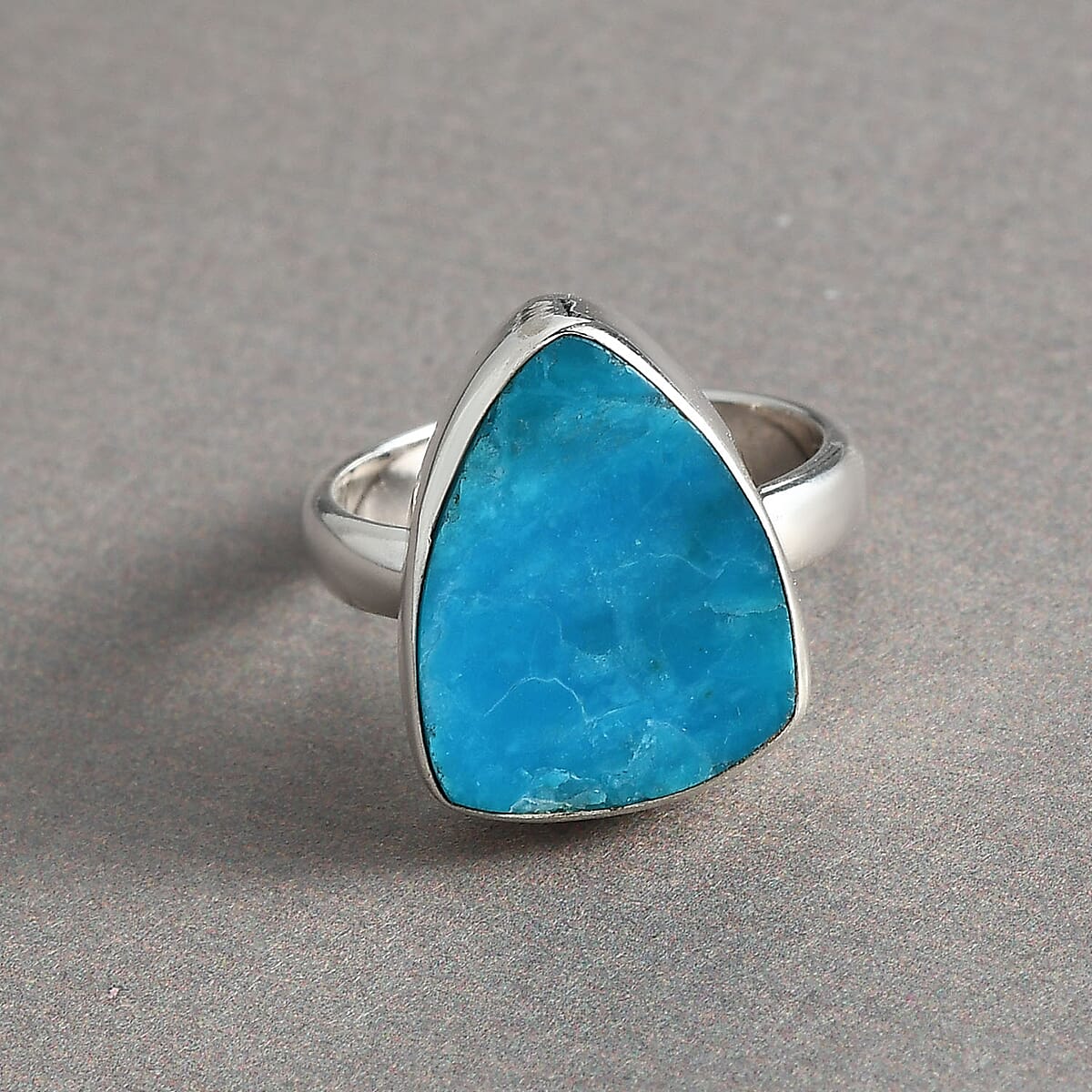 Artisan Crafted Peruvian Opalina Solitaire Ring in Sterling Silver (Size 8.0) 7.75 ctw image number 1