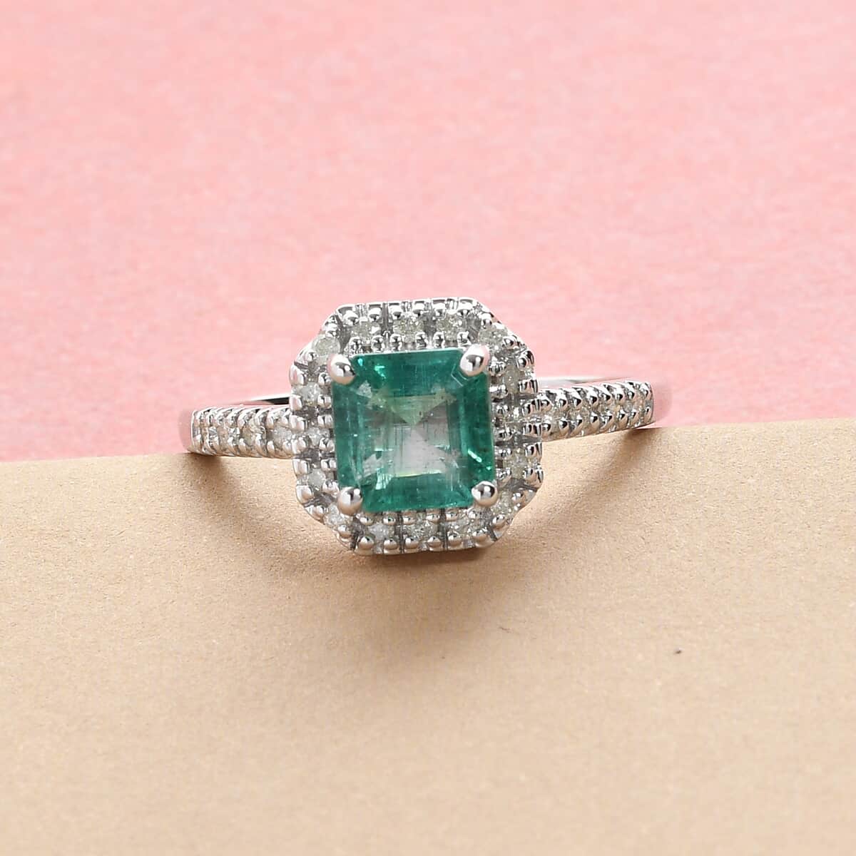 LUXORO 10K White Gold AAA Kagem Zambian Emerald and Diamond Ring (Size 7.0) 2.75 Grams 1.40 ctw image number 1
