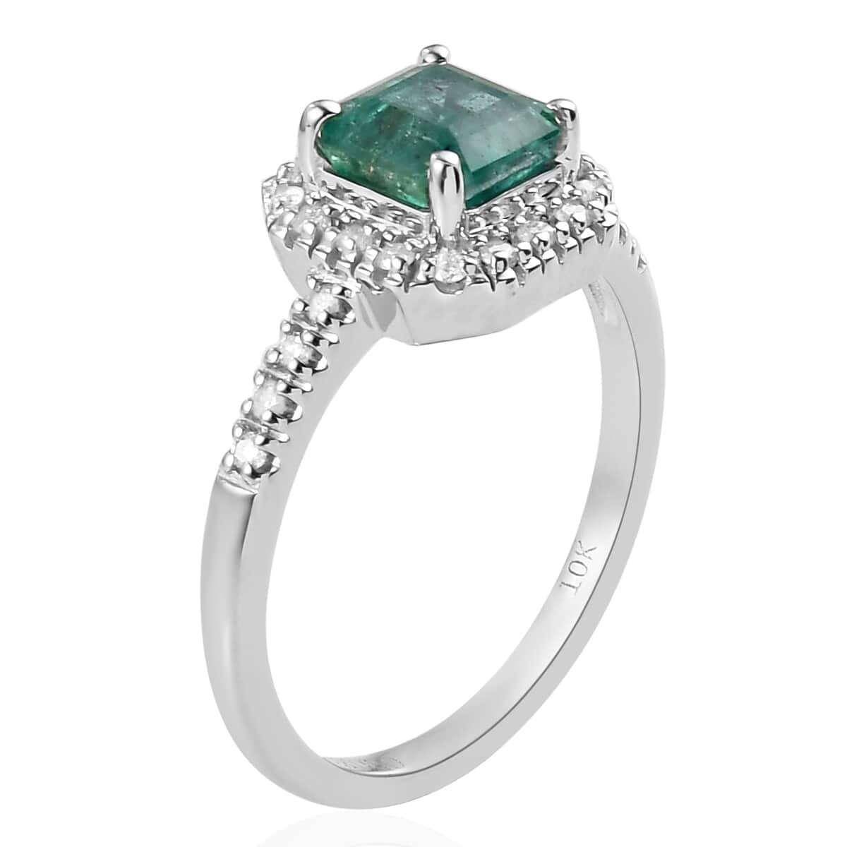 LUXORO 10K White Gold AAA Kagem Zambian Emerald and Diamond Ring (Size 7.0) 2.75 Grams 1.40 ctw image number 3