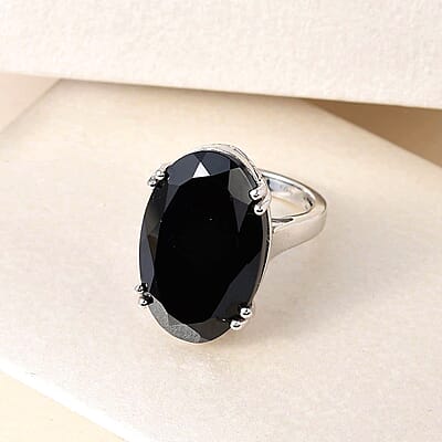Thai Black Spinel Solitaire Ring in Platinum Over Sterling Silver (Size 10.0) 31.00 ctw