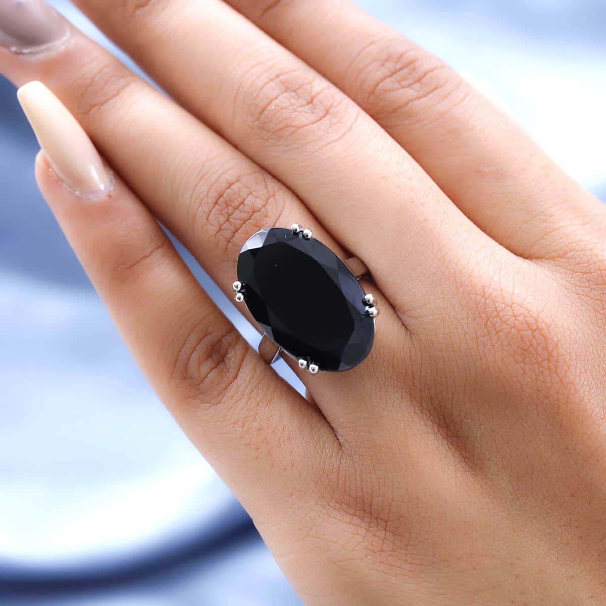 Natural Thai Black Spinel Solitaire Ring in Platinum Over Sterling Silver (Size 10.0) 30.00 ctw image number 2