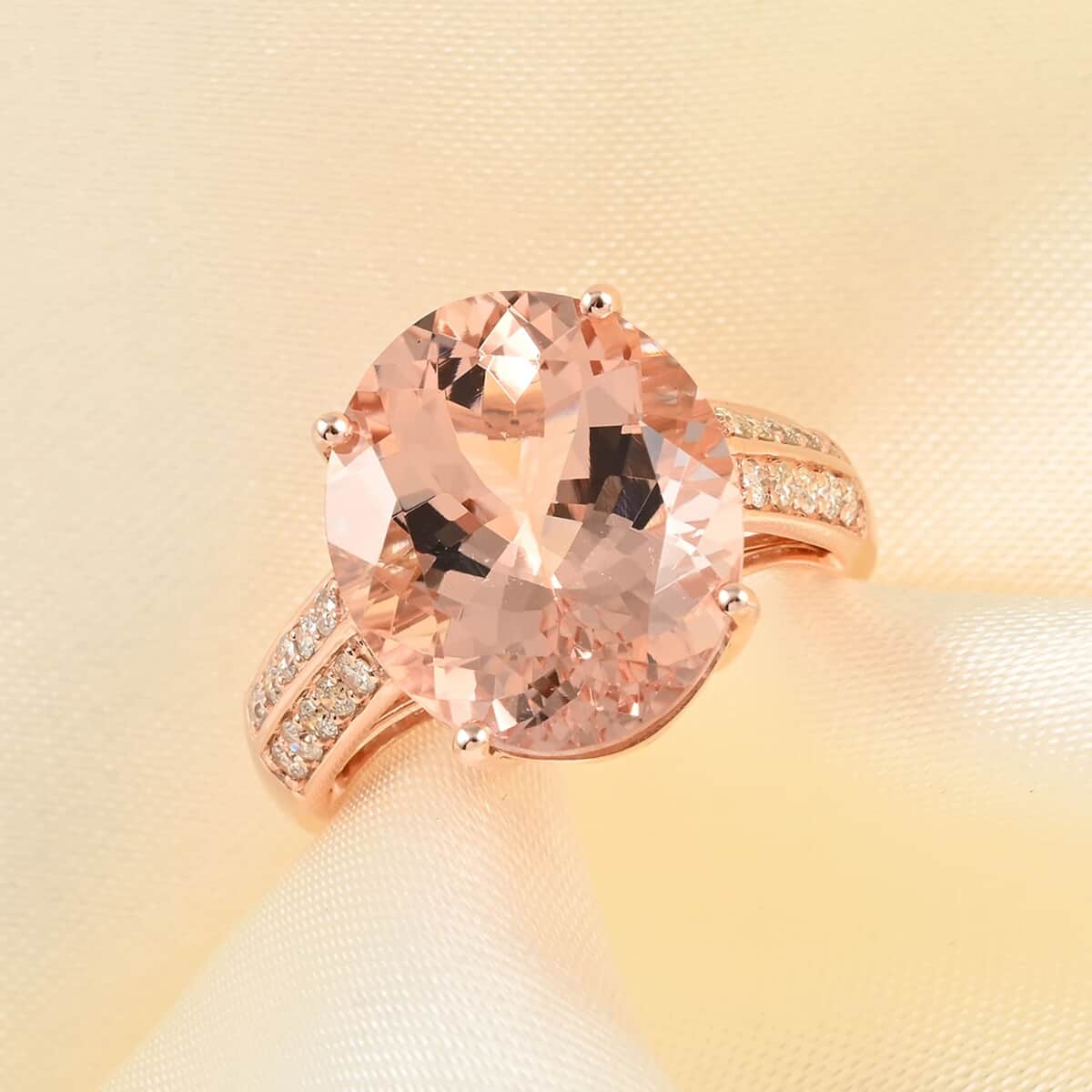 Certified Luxoro 14K Rose Gold AAA Marropino Morganite and G-H I1 Diamond Ring (Size 6.0) 6.85 ctw image number 1