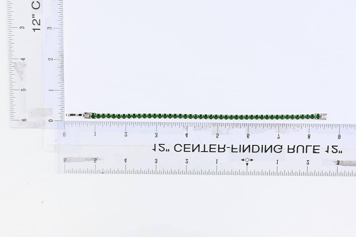 Simulated Green Diamond Tennis Bracelet in Silvertone (7.25 In) 27.70 ctw image number 3