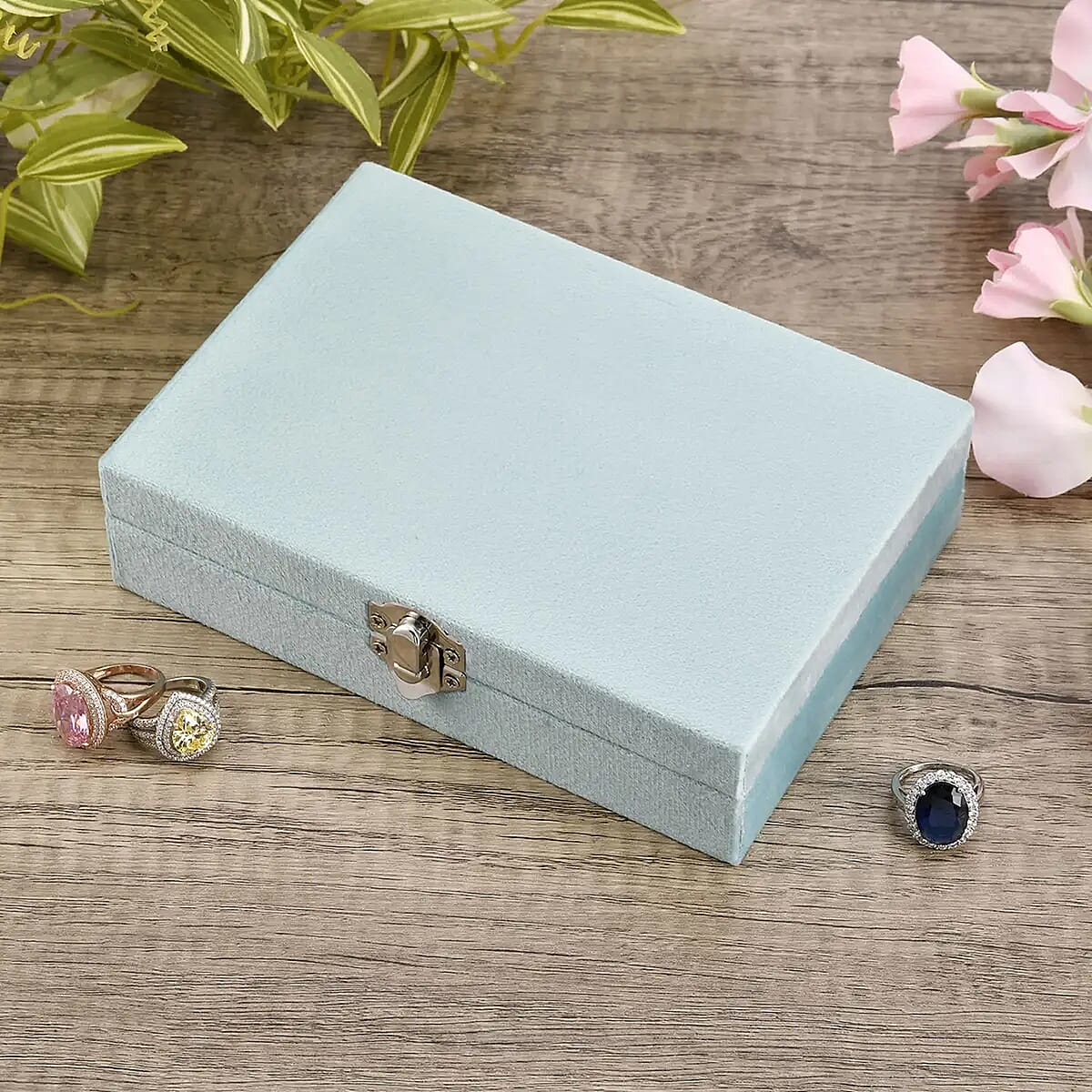 Turquoise Blue Velvet Jewelry Box with 6pcs Manicure Set image number 1