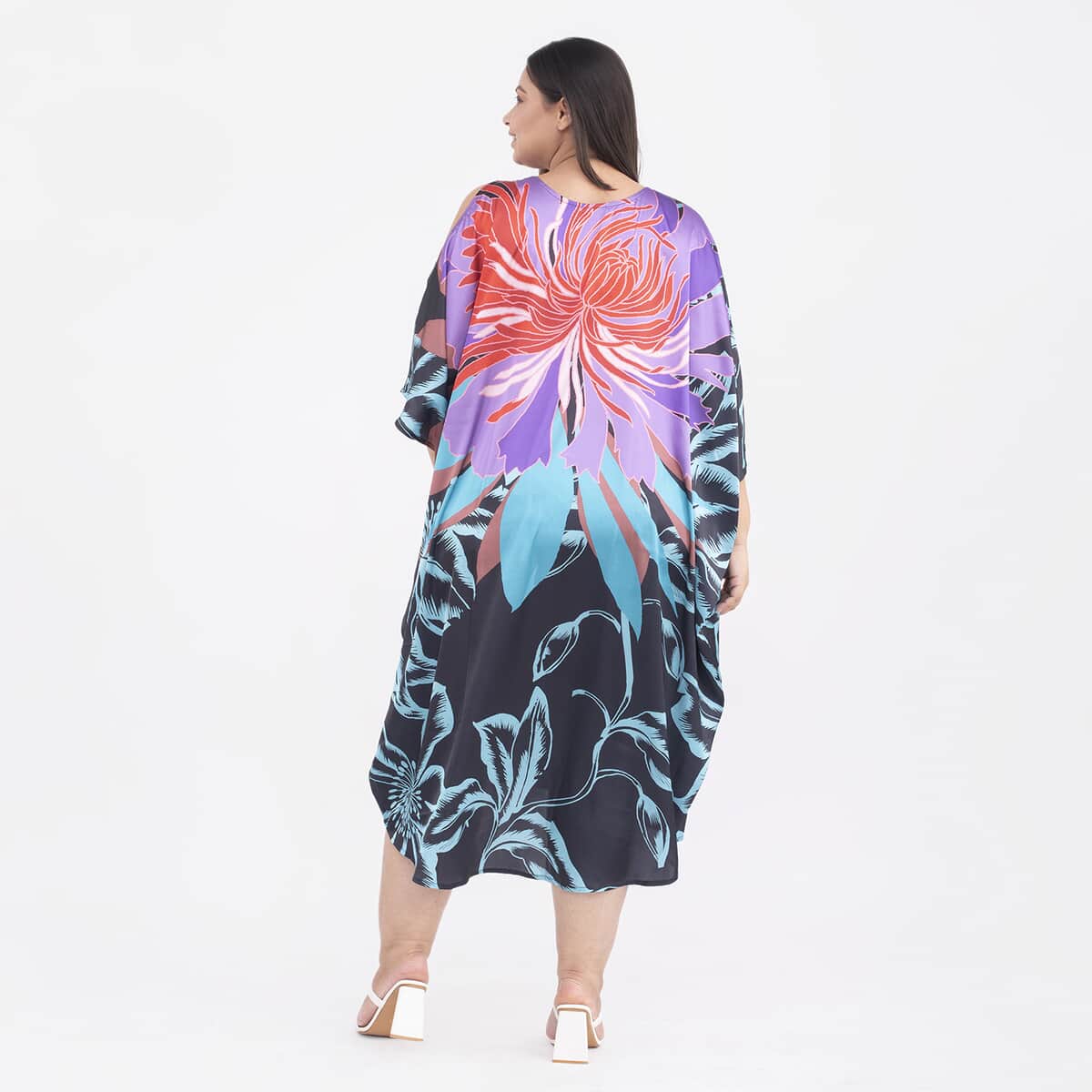 Tamsy Black Flower Digital Printed Kaftan - One Size Plus image number 1