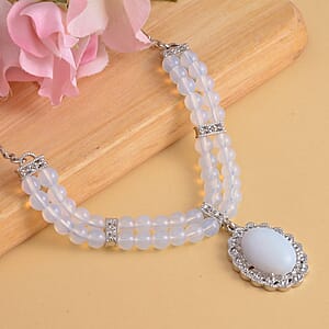Opalite Beaded Necklace in Silvertone 18-20 Inches 95.00 ctw