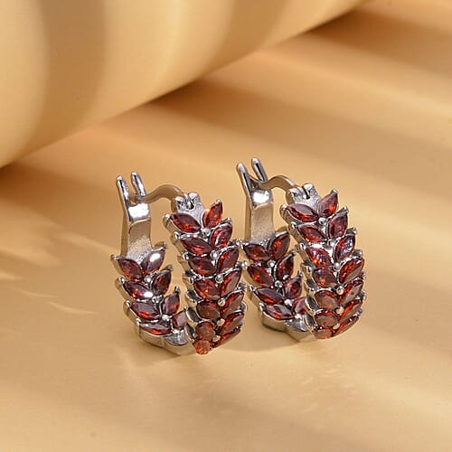 Ruby Austrian Crystal - Product card gallery slide 2 (9431437115647)