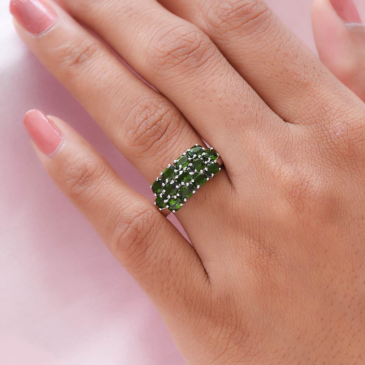 Natural Chrome Diopside Cluster Ring in Platinum Over Sterling Silver (Size 5.0) 2.40 ctw image number 2