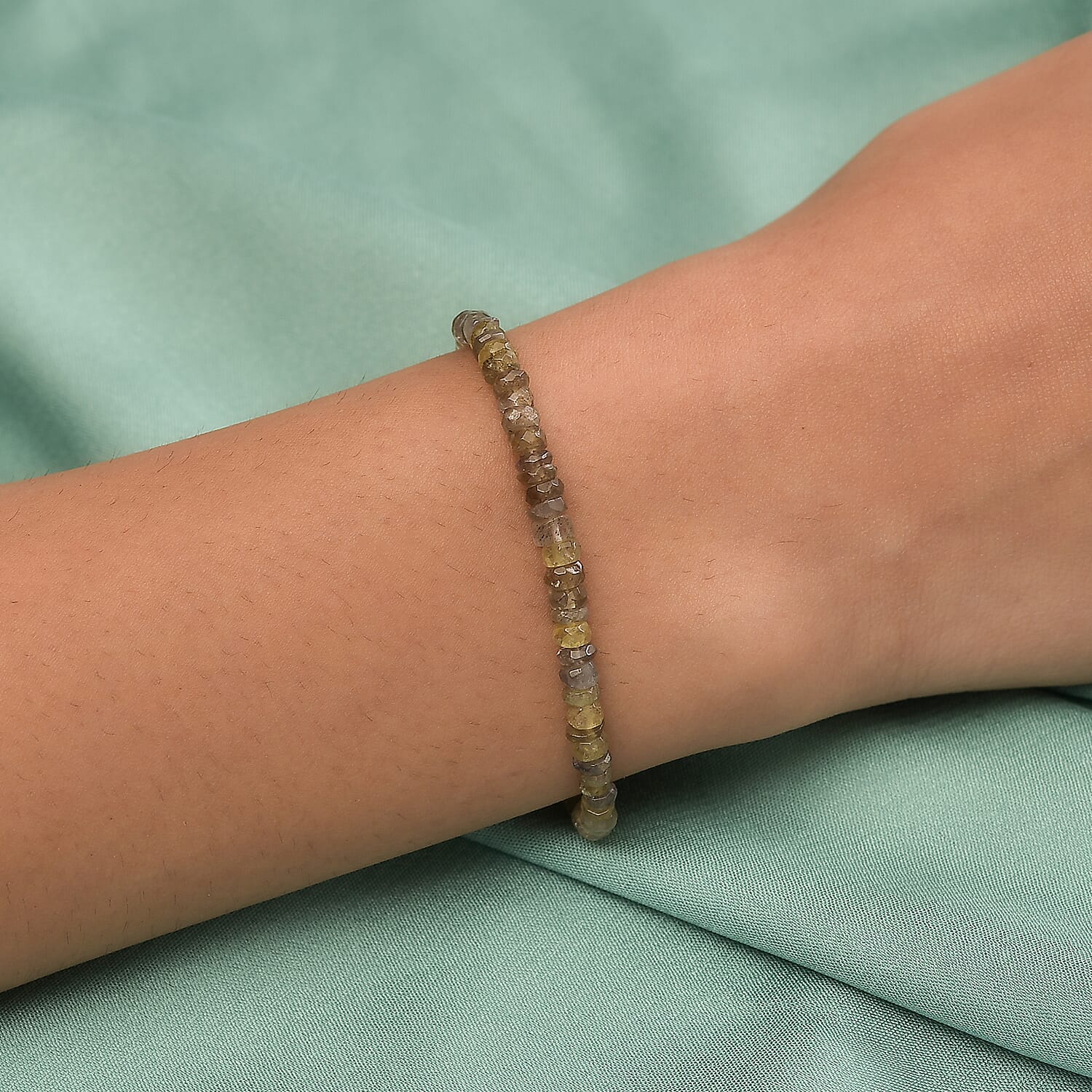 Default Title - Product card gallery slide 3 (10144616644891)