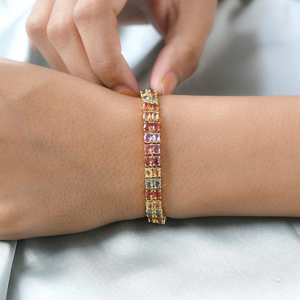 Multi Sapphire and Thai Black Spinel Double-Row Tennis Bracelet in Vermeil Yellow Gold Over Sterling Silver (8.00 In) 12 Grams 17.90 ctw image number 2