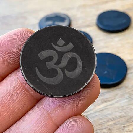 Om Symbol - Product card gallery slide 2 (10176877986105)