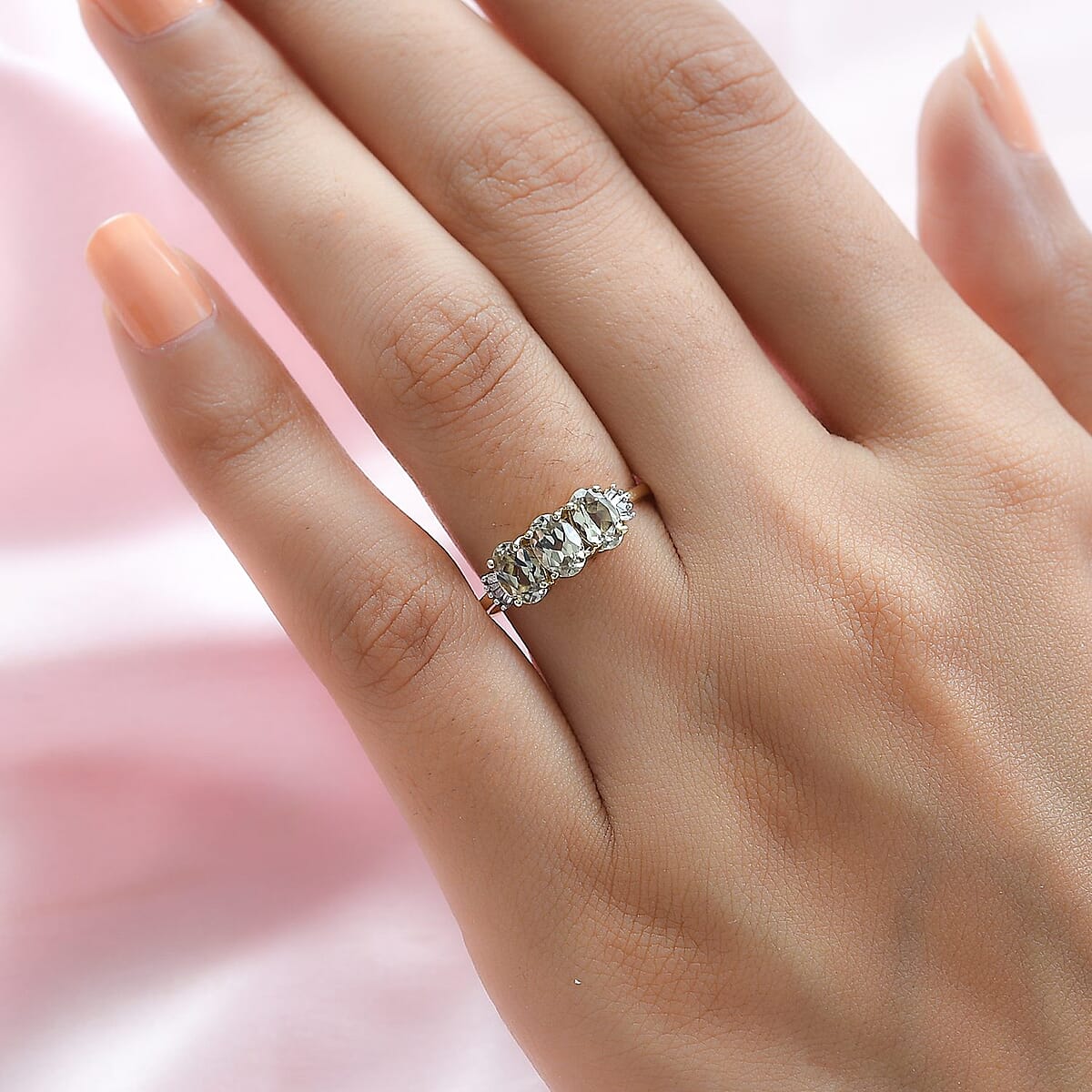 Luxoro 10K Yellow Gold AAA Turkizite and G-H I3 Diamond Trilogy Ring (Size 7.0) 1.50 ctw image number 2