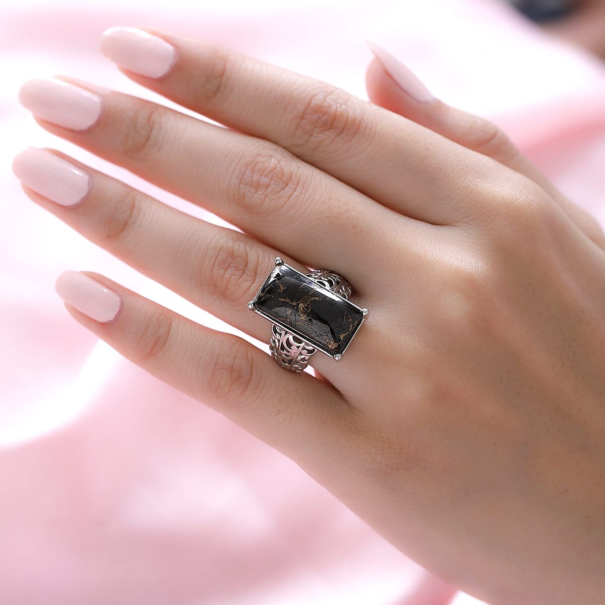 Doorbuster Matrix Silver Shungite Solitaire Ring in Platinum Over Copper with Magnet 9.35 ctw image number 2