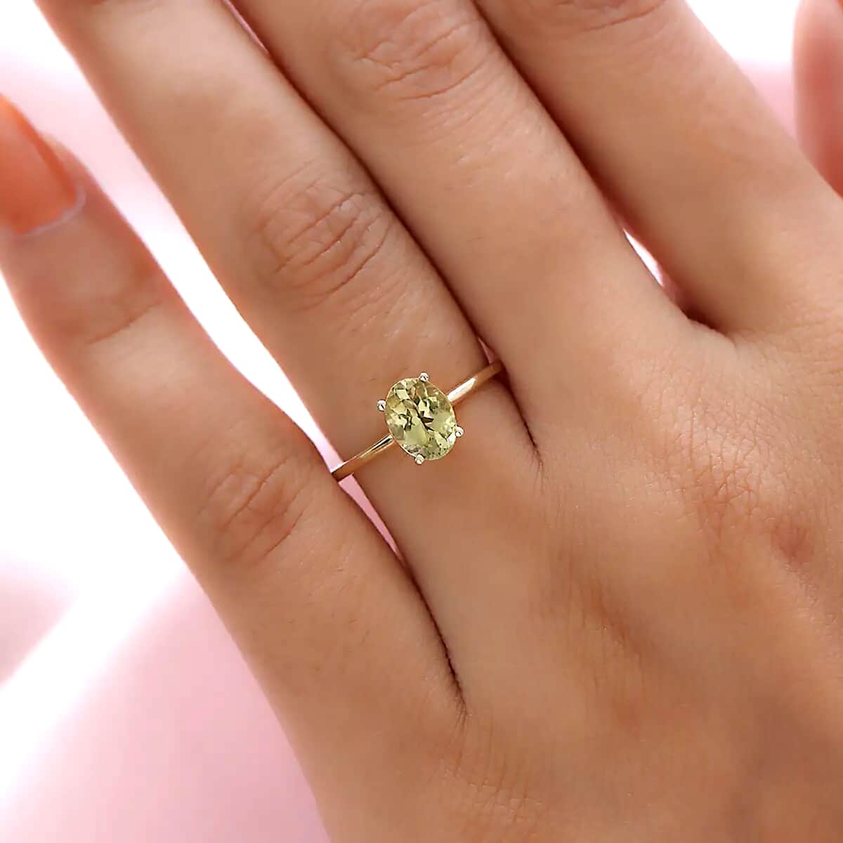 Luxoro 10K Yellow Gold Premium Canary Yellow Apatite Solitaire Ring (Size 10.0) 1.25 ctw image number 2