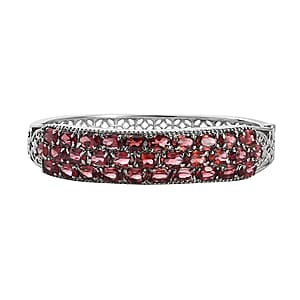 Mozambique Garnet 16.50 ctw Bangle Bracelet in Stainless Steel (6.50 In)