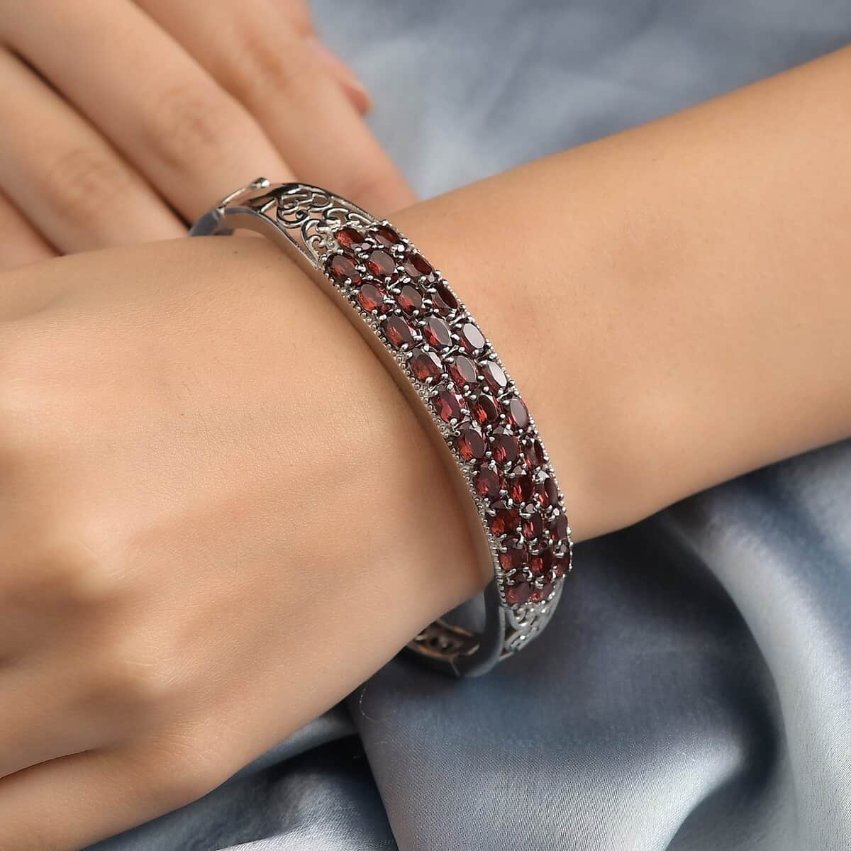 Mozambique Garnet 16.50 ctw Bangle Bracelet in Stainless Steel (6.50 In) image number 2