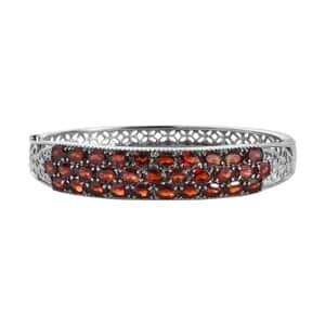 Mozambique Garnet 16.50 ctw Bangle Bracelet in Stainless Steel (7.25 In)