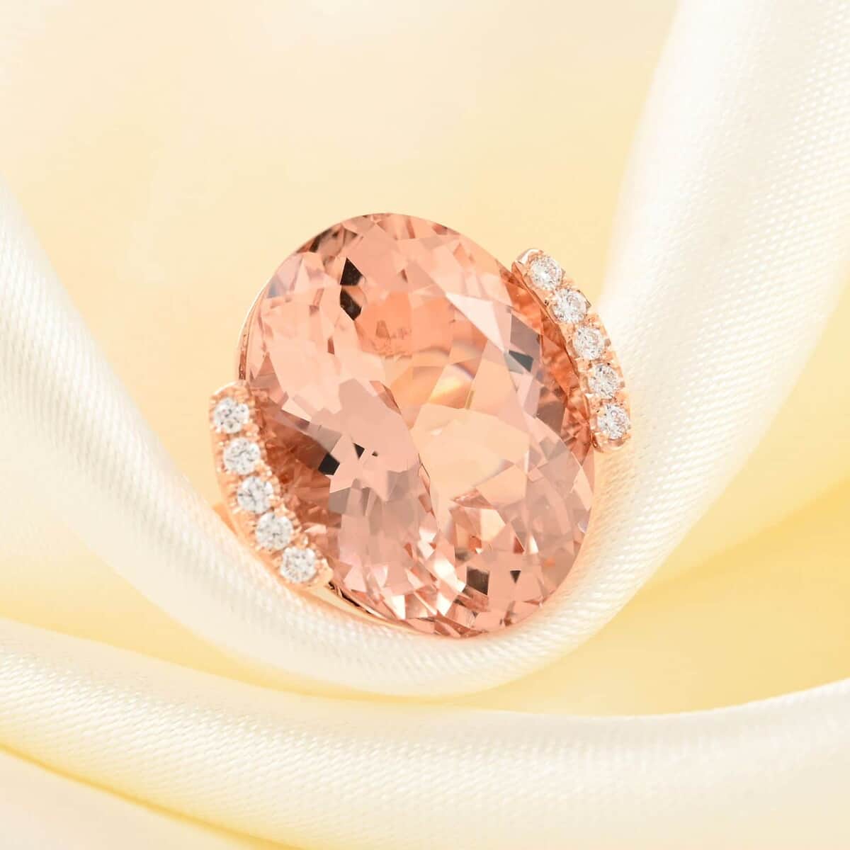 Certified & Appraised Iliana 18K Rose Gold AAA Marropino Morganite and G-H I1 Diamond Ring (Size 7.0) 9.00 ctw image number 1