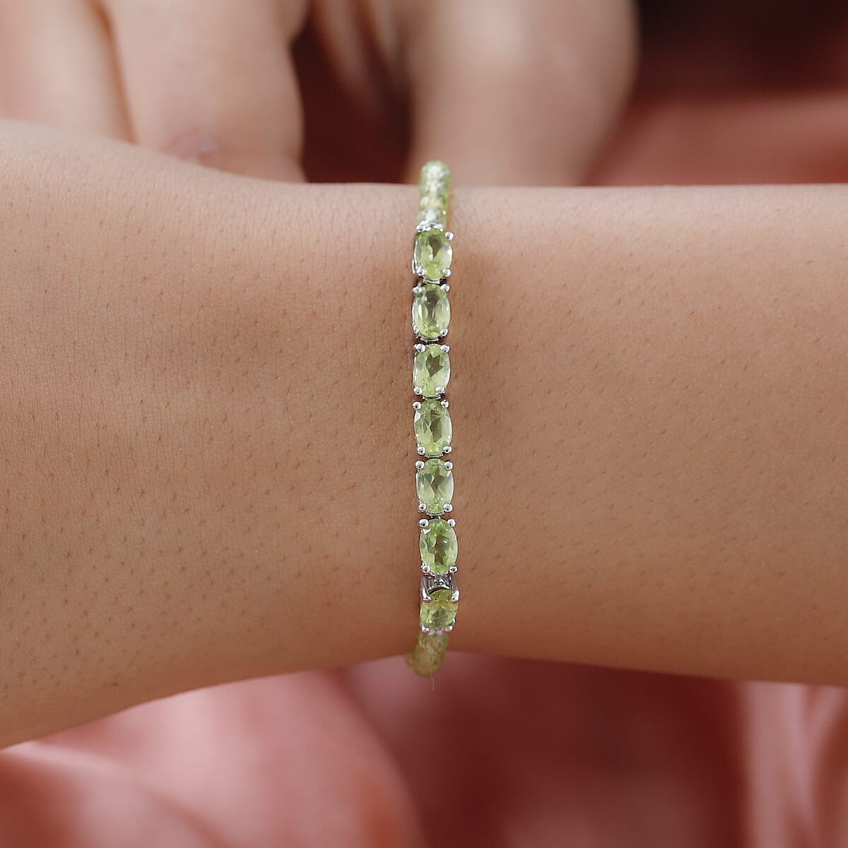 Karis Peridot Beaded Bracelet in Platinum Bond (6.50-8.00In) 12.80 ctw image number 2
