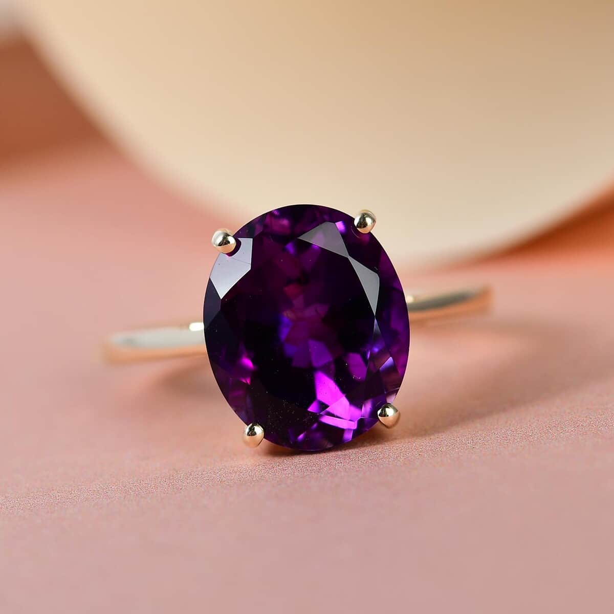 Luxoro 10K Yellow Gold AAA Moroccan Amethyst Solitaire Ring (Size 7.0) 4.65 ctw image number 1