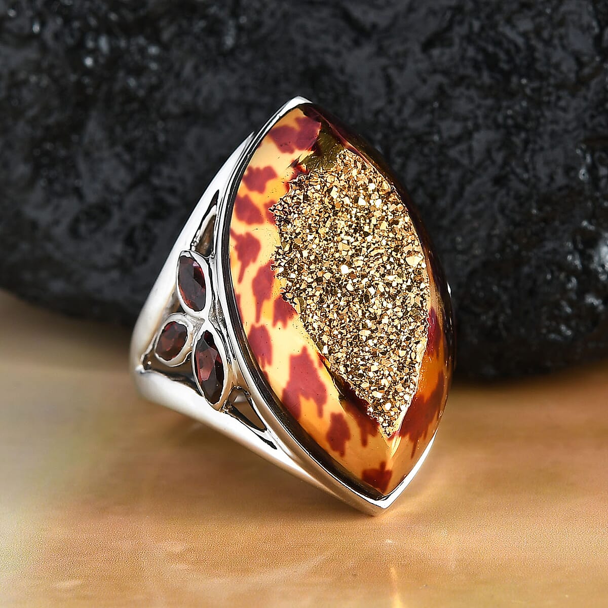 SAJEN SILVER Window Drusy Astral Leopard Gold and Mozambique Garnet Ring in Platinum Over Sterling Silver (Size 10.0) 17.15 ctw image number 1