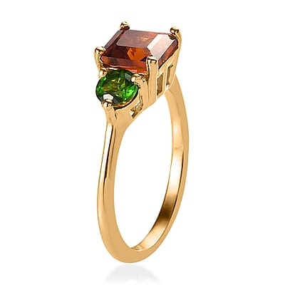 Asscher Cut Brazilian Cherry Citrine and Chrome Diopside1.50 ctw 3 Stone Ring in Vermeil Yellow Gold Over Sterling Silver (Size 10.0)