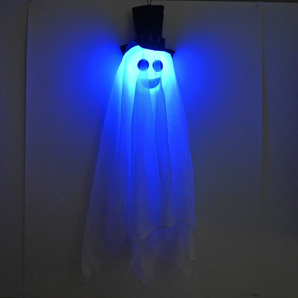 Halloween- White Hanging Light-Up Ghost (26 Inches Batteries Included) image number 6