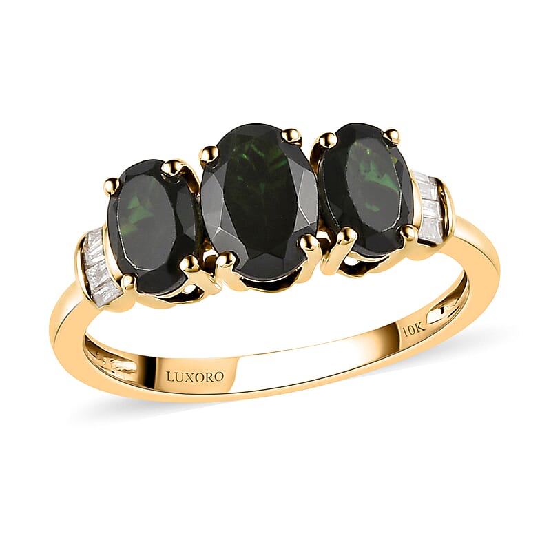 Luxoro 10K Yellow Gold Premium Tanzanian Chrome Tourmaline and Diamond Accent 3 Stone Ring (Size 10.0) 1.60 ctw