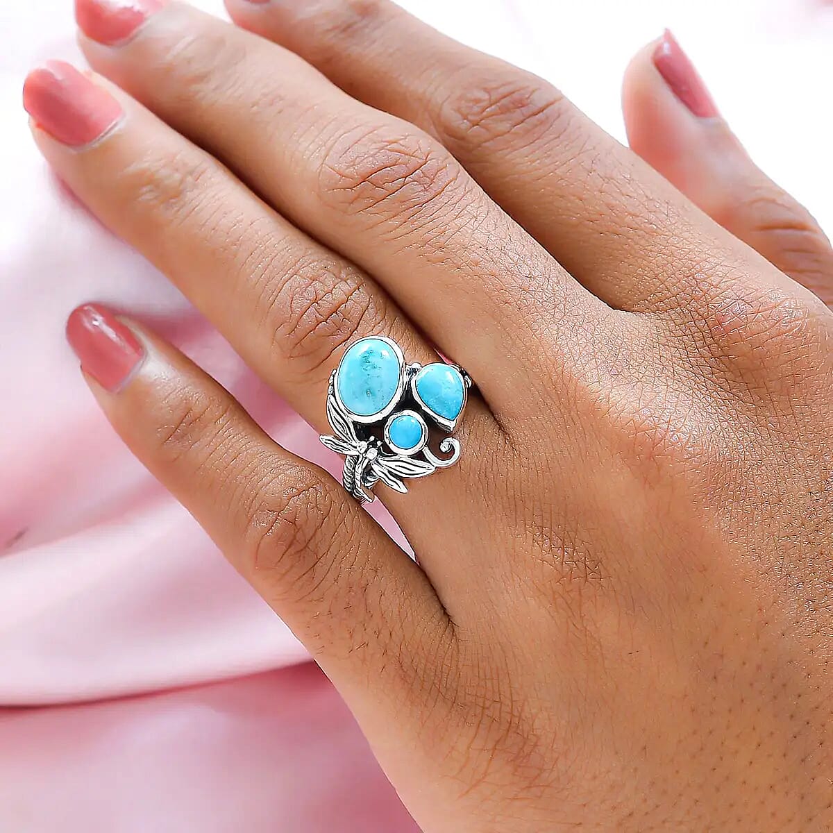 Artisan Crafted Sierra Nevada Turquoise and Sleeping Beauty Turquoise Fancy Ring in Sterling Silver (Size 8.0) 3.00 ctw image number 5