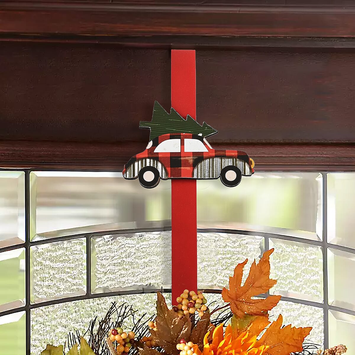 Car with Tree Metal Christmas Wreath Hanger 12 Inches | Door Wreath Hanger Holder | Festive D&eacute;cor | Decoration Items image number 1