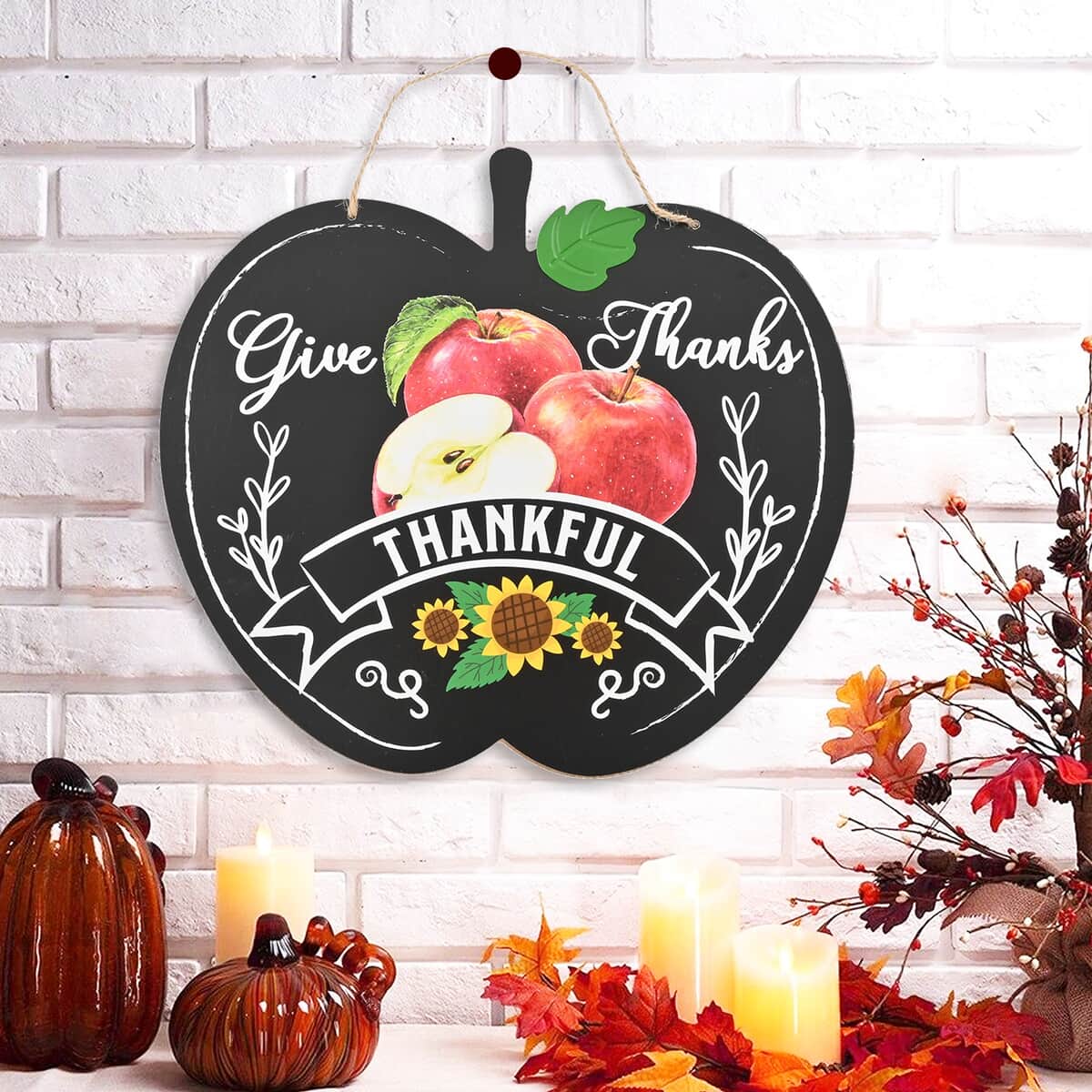 "Give Thanks" Thankful Apple Wall Plaque (Fall Decor) image number 1